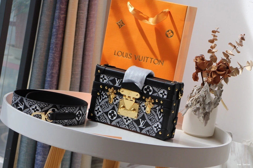 Cheap LOUIS SINCE MALLE 1854 VUITTON PETITE 0711